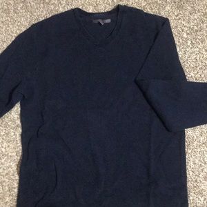 Men’s long sleeved V neck sweaters